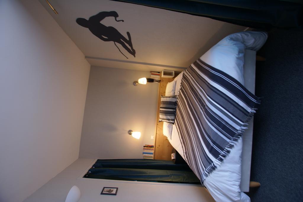 Hotel De La Placette Barcelonnette Rum bild