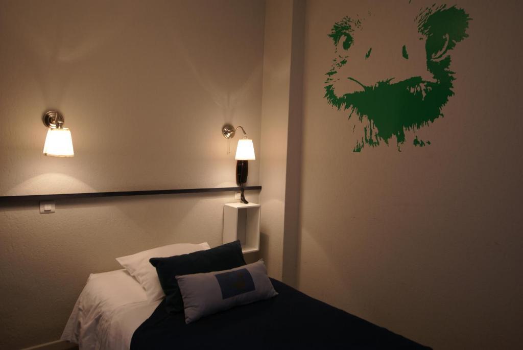 Hotel De La Placette Barcelonnette Rum bild