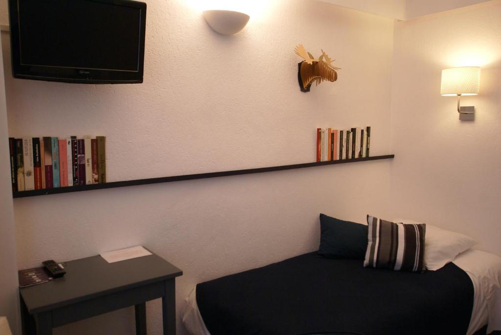 Hotel De La Placette Barcelonnette Rum bild