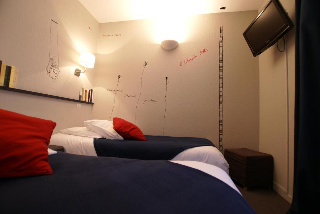 Hotel De La Placette Barcelonnette Rum bild